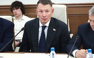 Александр Двойных