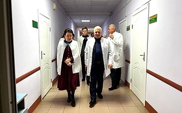 Сергей Мартынов в рамках благотворительной акции «Коробка храбрости» вручил подарки детям