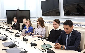 Лилия Гумерова встретилась со студентами из Республики Башкортостан, учащимися в ведущих московских вузах