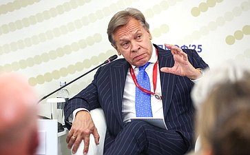 Алексей Пушков