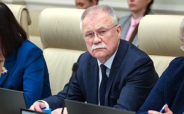 Круглый стол Комитета Совета Федерации по международным делам на тему «О целесообразности дальнейшего участия Российской Федерации в деятельности Бюро по демократическим институтам и правам человека ОБСЕ»