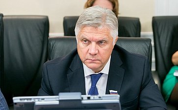 В. Сондыков Заседание Комитета Совета Федерации по Регламенту и организации парламентской деятельности