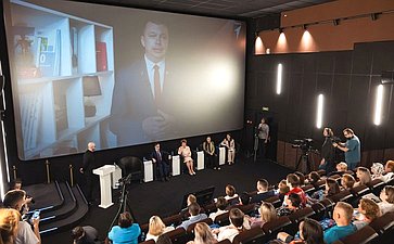 Екатерина Алтабаева выступила в Музее Победы на патриотическом форуме Движения Первых (РДДМ) «Мы победили – мы победим!»