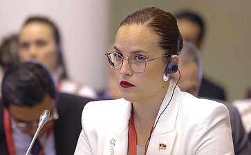 «Низкоуглеродные решения для развития «зеленой» экономики». XI Невский международный экологический конгресс
