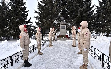 В Новосибирской области состоялся масштабный лыжный переход «От Героя к Героям» в честь подвигов участников СВО