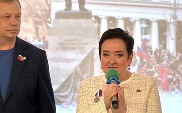 Лариса Мельник