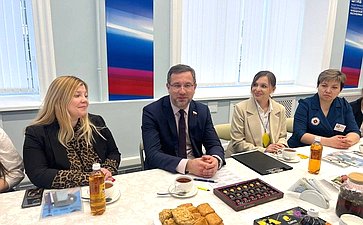 Николай Владимиров провел в регионе встречу с сообществом наставников-просветителей