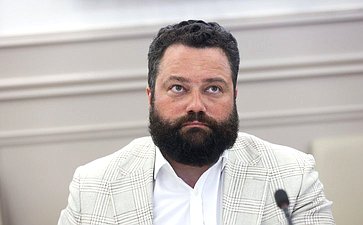 Совещание Комитета СФ по аграрно-продовольственной политике и природопользованию «О развитии садоводства в Российской Федерации: проблемы и перспективы»
