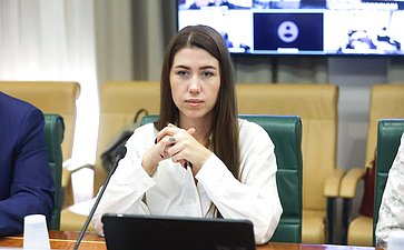 Круглый стол комитета Совета Федерации по экономической политике на тему «Вопросы восстановления и наращивания трансграничных и межрегиональных грузовых и пассажирских перевозок по реке Амур»