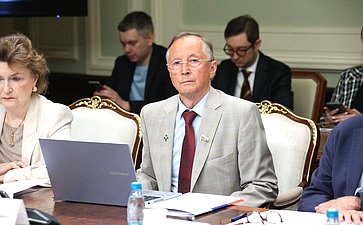 Круглый стол на тему «Укрепление культурного суверенитета Российской Федерации в контексте формирования полицентричного миропорядка. Проблема западоцентричности современной массовой культуры»