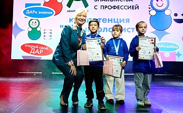 Андрей Хапочкин принял участие в мероприятиях состоявшегося в Южно-Сахалинске IX регионального чемпионата по профессиональному мастерству среди лиц с ограниченными возможностями здоровья «Абилимпикс»
