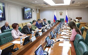 Совещание Комитета Совета Федерации по экономической политике совместно с Комитетом Совета Федерации по аграрно-продовольственной политике и природопользованию