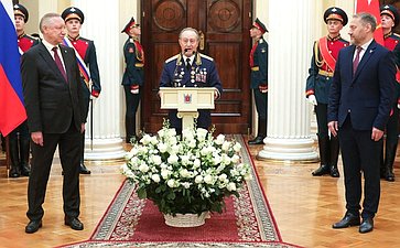 Церемония вручения знаков отличия «Почетный гражданин Санкт-Петербурга» в Мариинском дворце
