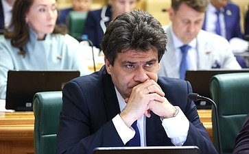 Александр Высокинский