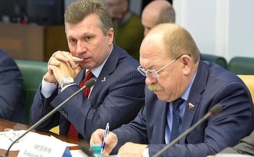 В. Васильев и Г. Орденов