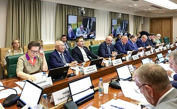 Заседание Комитета Совета Федерации по аграрно-продовольственной политике и природопользованию