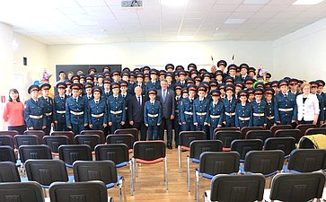 Юрий Воробьев принял участие в праздничных мероприятиях, посвященных Дню знаний