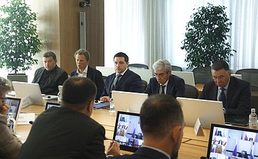 Заместитель Председателя Совета Федерации Николай Журавлев принял участие в заседании Государственной комиссии по противодействию незаконному обороту промышленной продукции