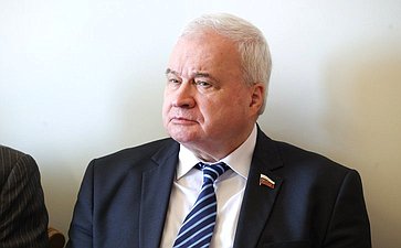 Андрей Денисов
