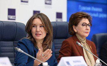 Пресс-конференция, посвященная премии «Талантливая женщина в современной индустрии»