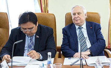А. Акимов и Н. Рыжков