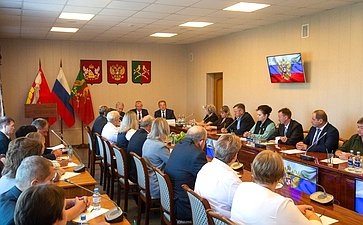 Сергей Лукин провел рабочую встречу с активом Таловского района Воронежской области