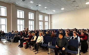 Баир Жамсуев посетил в Забайкальском крае школы, построенные и отремонтированные в прошлом году