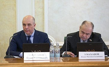А. Силуанов и И. Умаханов