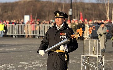 На территории Долины Славы зажжён Вечный огонь, открыт музейный комплекс, а сам мемориал стал доступен для круглогодичного посещения