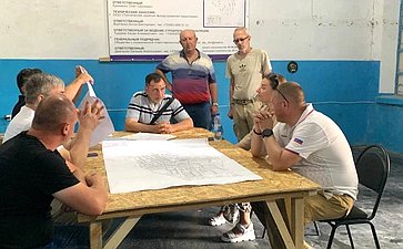 Игорь Кастюкевич посетил строящиеся обьекты водоснабжения в Херсонской области