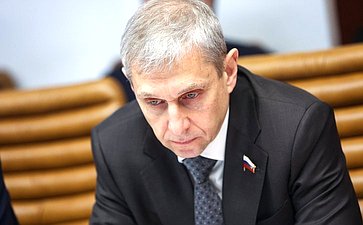 Андрей Серёжников