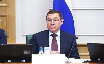 Владимир Якушев