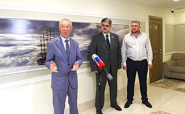 Открытие в Совете Федерации выставки творческих работ президента Международного союза художников-анималистов Сергея Ильинского-Акулова