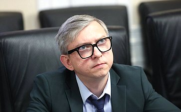 Заседание секции «Цифровая трансформация строительства и ЖКХ» по теме: «Передача информационной модели объектов капитального строительства на этапе эксплуатации»