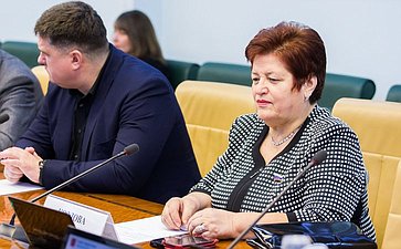 Л. Козлова Заседание Комитета Совета Федерации по социальной политике