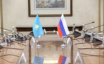 Валентина Матвиенко провела встречу с Председателем Мажилиса Парламента Республики Казахстан Ерланом Кошановым