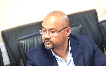 Совещание Комитета СФ по аграрно-продовольственной политике и природопользованию «Проблемы и перспективы развития автоматизированной торговли в Российской Федерации – качество воды в розлив»