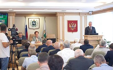 Владимир Кравченко прокомментировал отчет о работе исполнительной власти Томской области в 2023 году