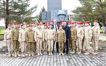 Александр Ролик провел встречу с участниками СВО и патриотические мероприятия