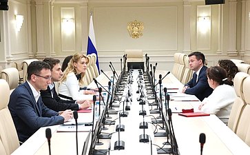 Круглый стол Комитета СФ по социальной политике на тему «Государственная поддержка социально ориентированных некоммерческих организаций: задачи и перспективы»