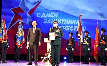 Александр Пронюшкин посетил торжественное собрания, посвященное Дню защитника Отечества