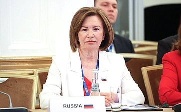 Марина Сидухина