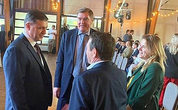 Анатолий Артамонов и Александр Савин выступили в ходе встречи регионального Клуба инвесторов, которая прошла в г. Тарусе