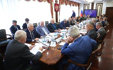 Совещание Комитета СФ по обороне и безопасности совместно с Комитетом СФ по Регламенту и организации парламентской деятельности