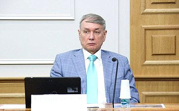 Совещание Комитета Совета Федерации по экономической политике «Обеспечение безопасности критической информационной инфраструктуры стратегических объектов транспортного комплекса Российской Федерации»