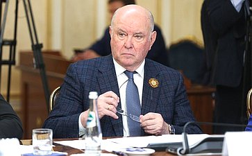 Григорий Карасин