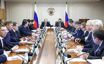 Заседание Комитета Совета Федерации по экономической политике на тему «О мерах по обеспечению безопасности воздушных перевозок на территории РФ»