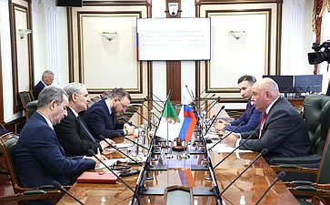 Григорий Карасин провел встречу с Чрезвычайным и Полномочным Послом Алжирской Народной Демократической Республики Туфиком Джуамой
