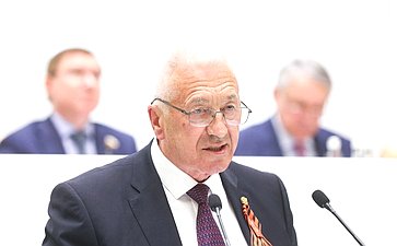 Председатель Волгоградской областной Думы Александр Блошкин