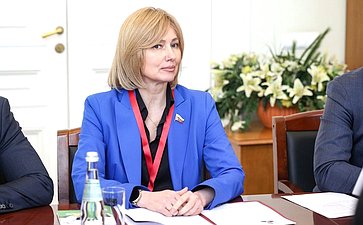 Татьяна Сахарова